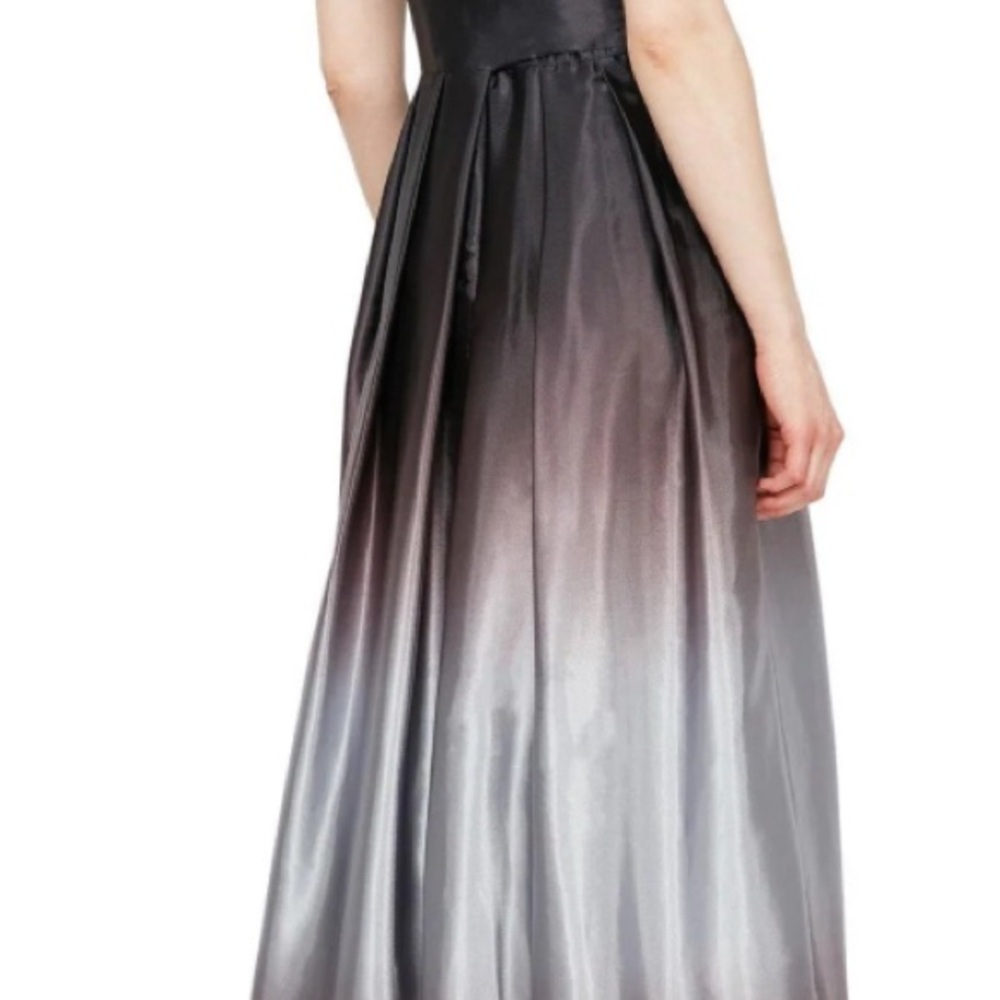 SLNY Black and Silver Sleeveless Backless Gown
